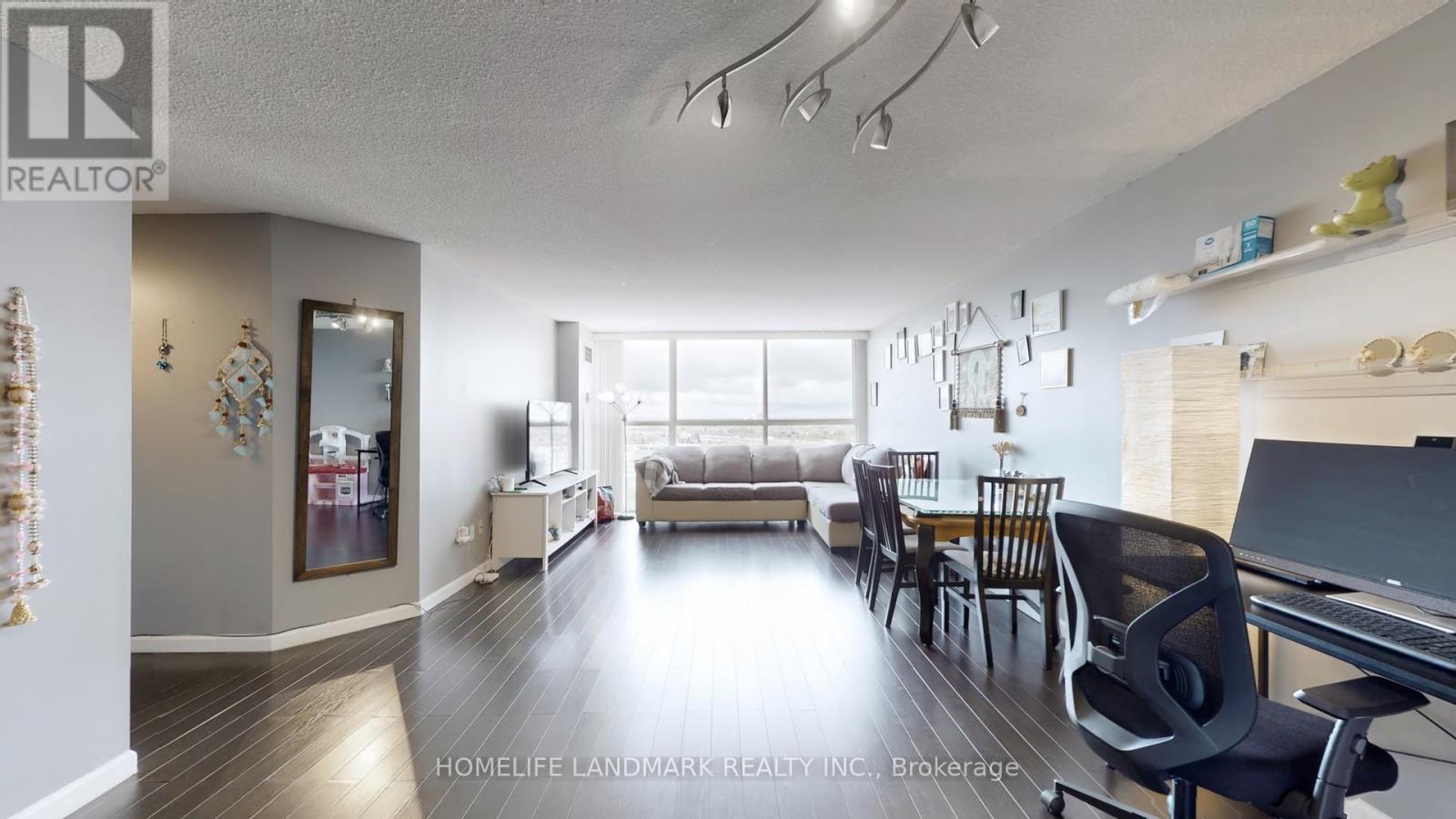 1711 - 4185 Shipp Drive, Mississauga, Ontario  L4Z 2Y8 - Photo 2 - W12483060