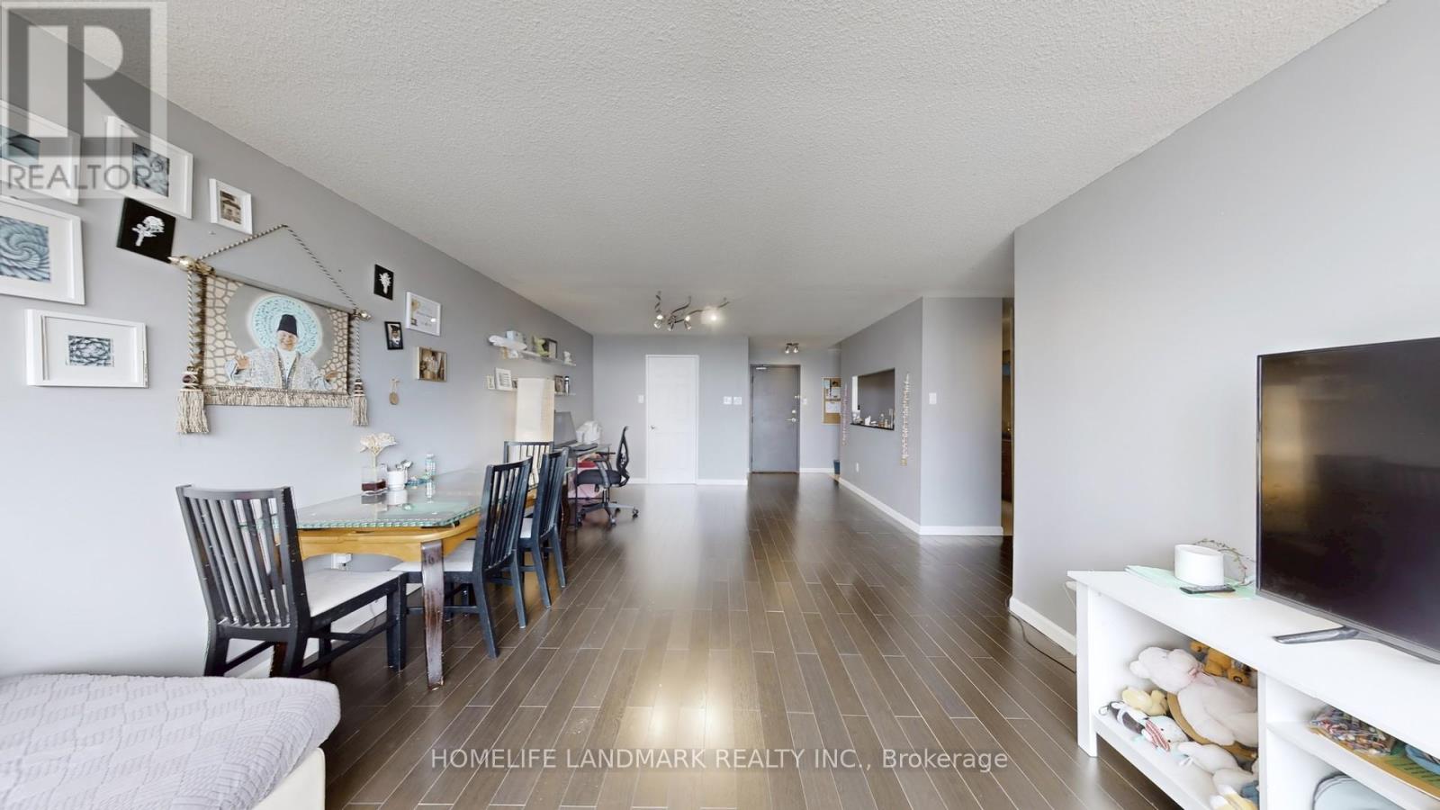 1711 - 4185 Shipp Drive, Mississauga, Ontario  L4Z 2Y8 - Photo 3 - W12483060