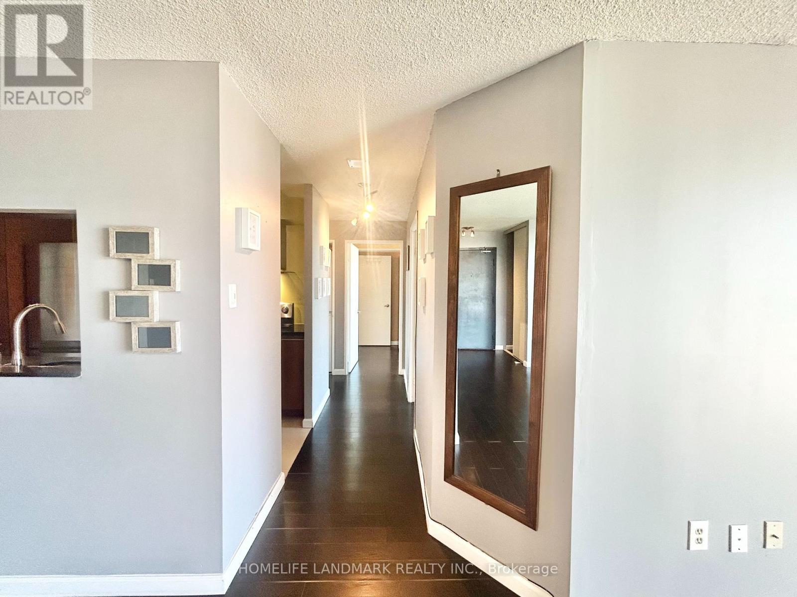 1711 - 4185 Shipp Drive, Mississauga, Ontario  L4Z 2Y8 - Photo 4 - W12483060