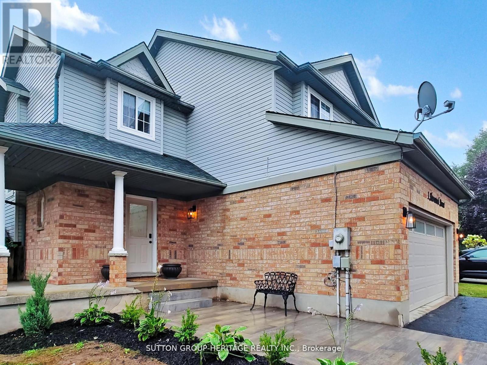 1 Sherwood Street, Orangeville, Ontario  L9W 5A5 - Photo 2 - W12483073