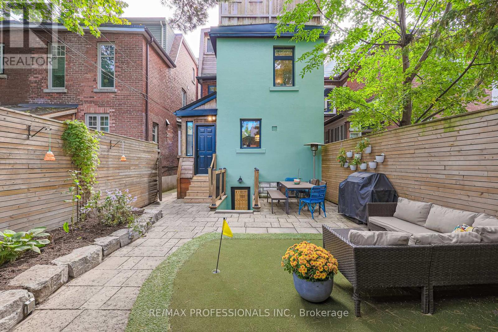 18 Constance Street, Toronto, Ontario  M6R 1S4 - Photo 41 - W12483092