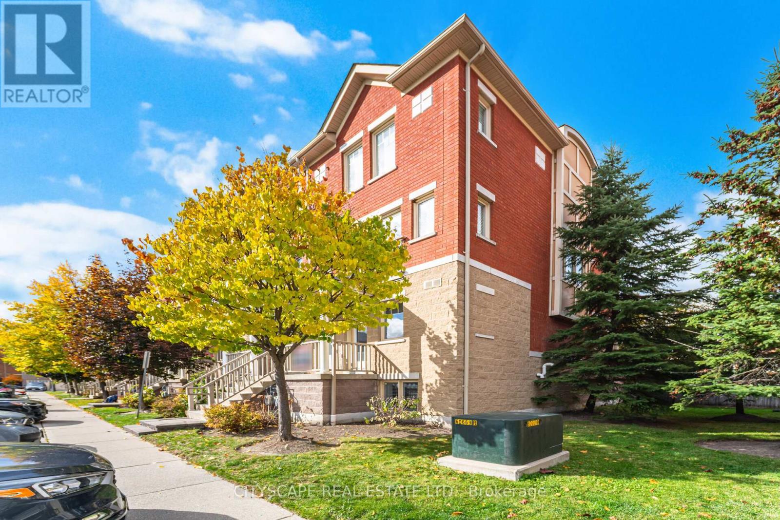 14 - 5050 Intrepid Drive, Mississauga, Ontario  L5M 0E5 - Photo 2 - W12483109