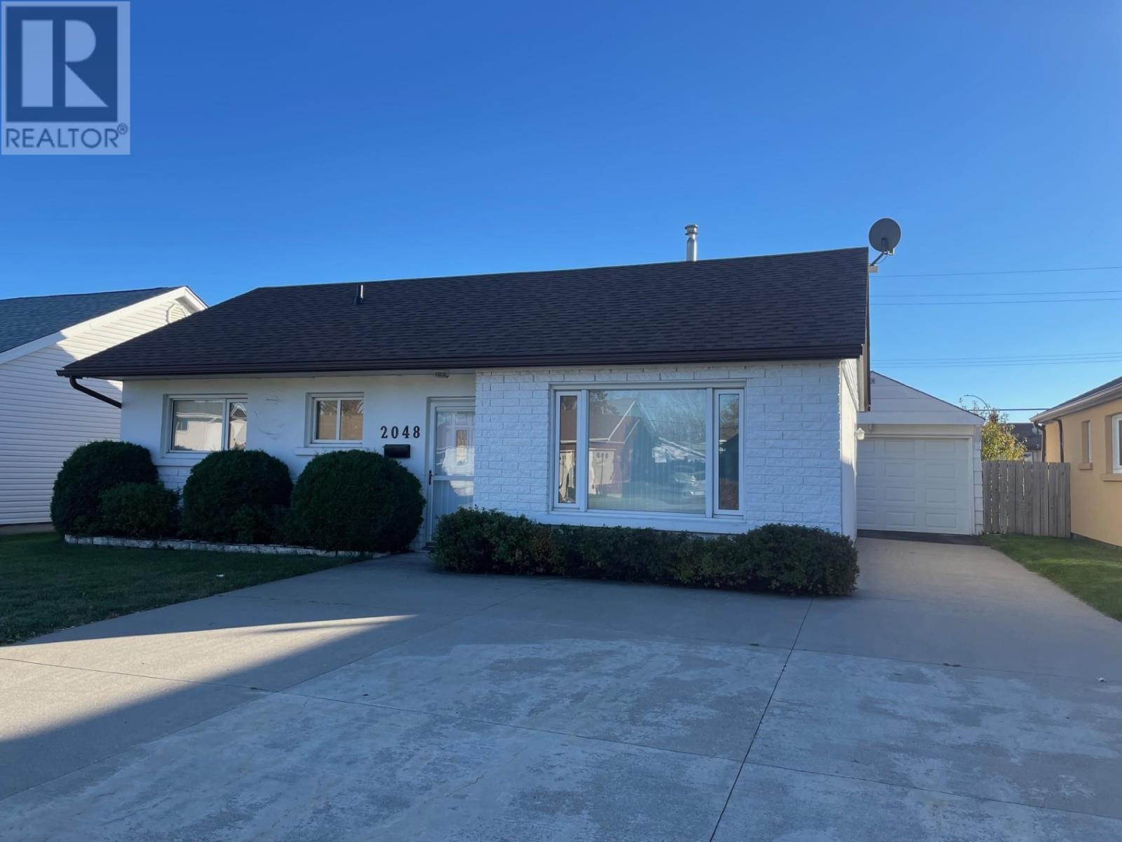 2048 Begin ST E, Thunder Bay, Ontario