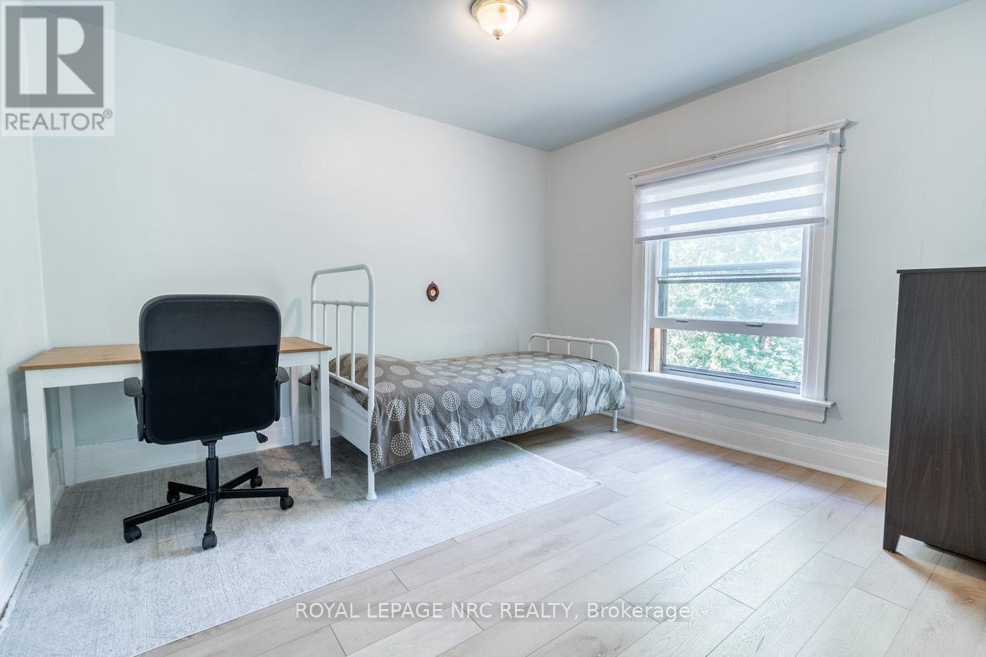 105 Lake Street, St. Catharines (Downtown), Ontario  L2R 5X7 - Photo 23 - X12483117