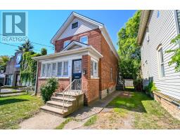 105 LAKE STREET, St. Catharines, Ontario