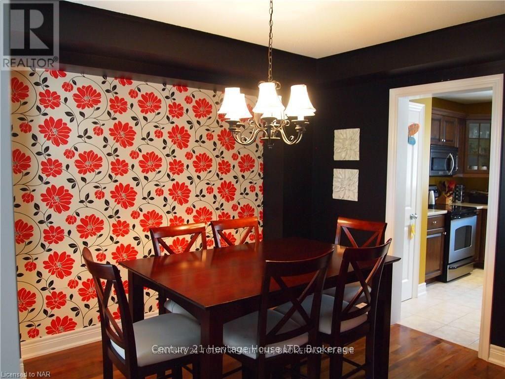 414 Jordyn Drive, Fort Erie, Ontario  L2A 6T6 - Photo 12 - X12483175