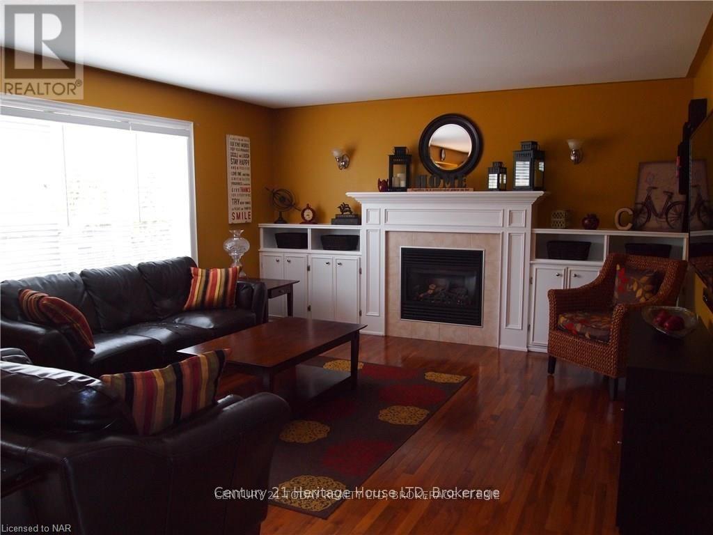 414 Jordyn Drive, Fort Erie, Ontario  L2A 6T6 - Photo 17 - X12483175