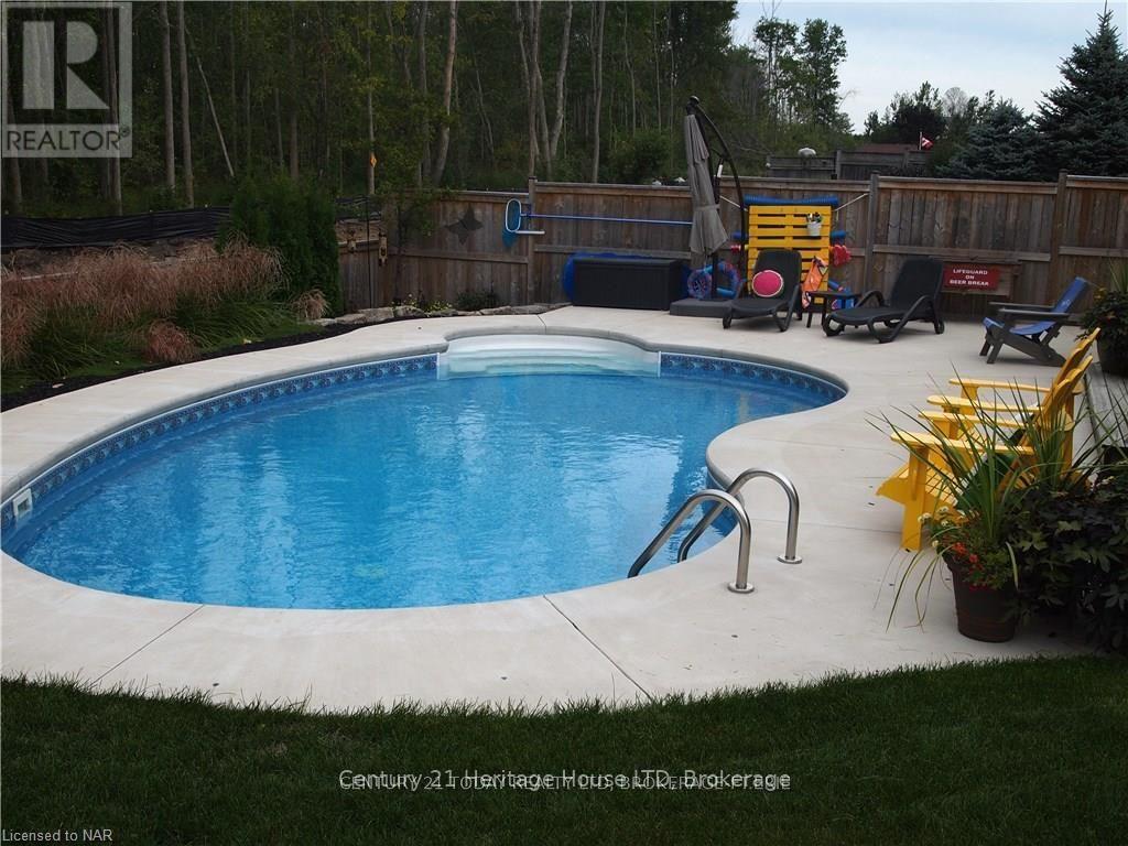 414 Jordyn Drive, Fort Erie, Ontario  L2A 6T6 - Photo 7 - X12483175