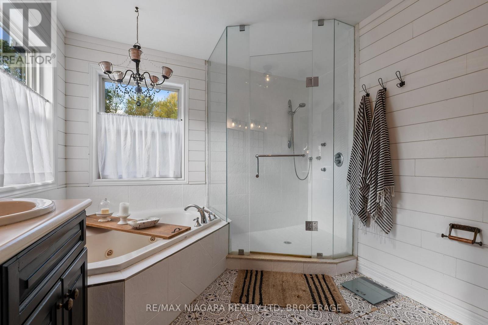 51268 Tunnacliffe Road S, Wainfleet, Ontario  L0S 1V0 - Photo 33 - X12483201