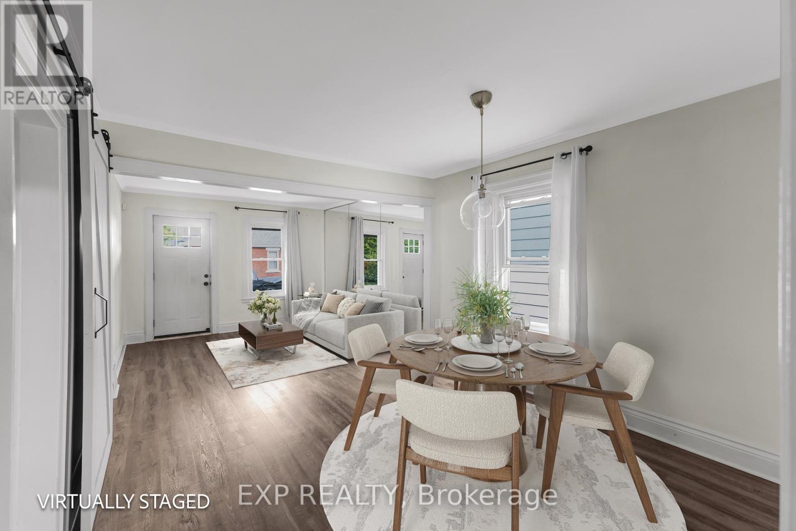 118 Mountville Avenue, Hamilton, Ontario  L9A 1E4 - Photo 4 - X12483055