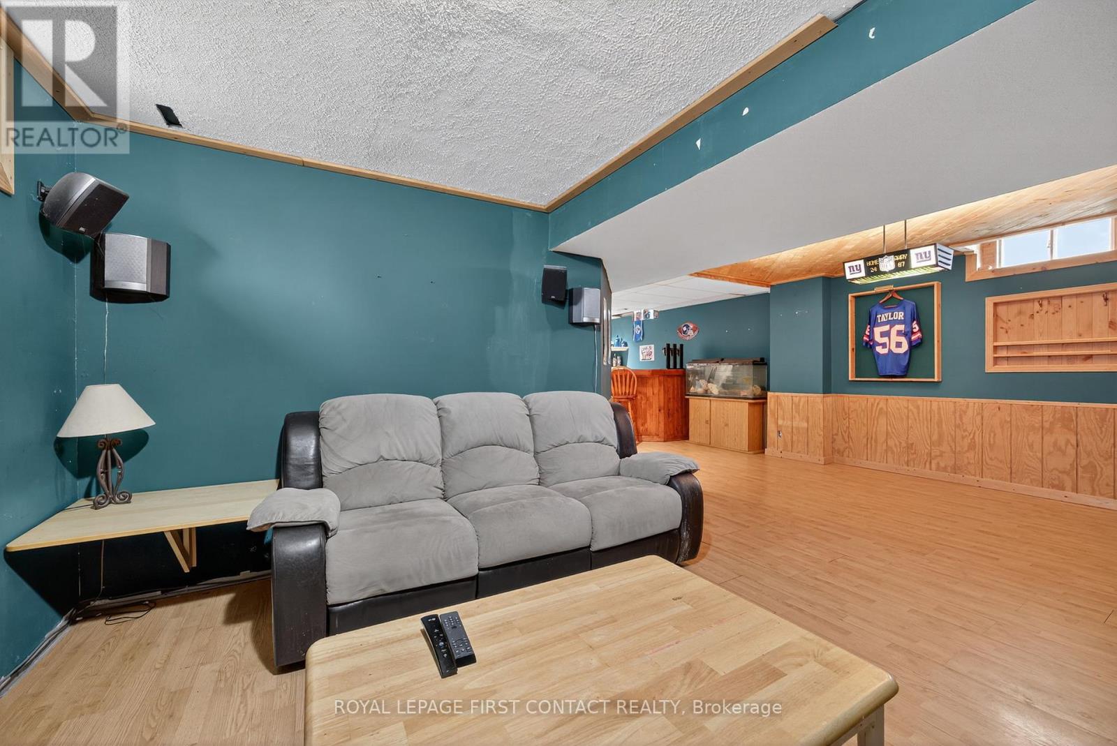 22 Bishop Drive, Barrie (Ardagh), Ontario  L4N 6Y6 - Photo 28 - S12352067