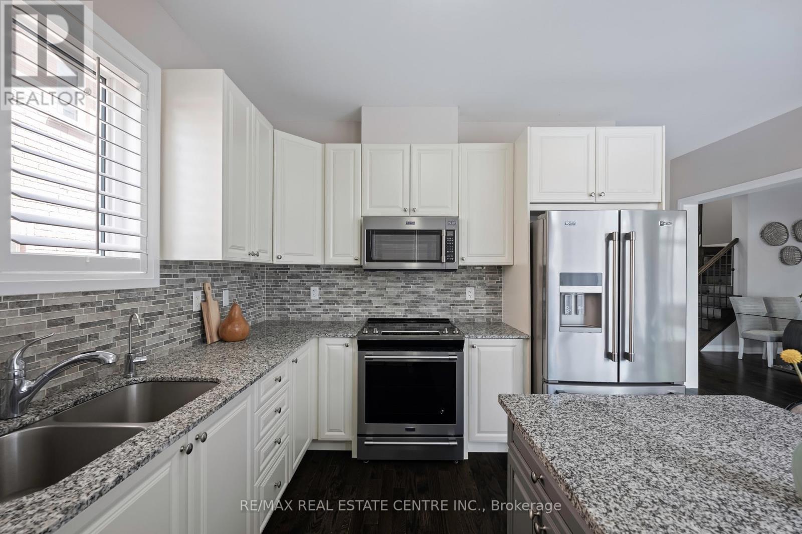 9 Porter Drive, Orangeville, Ontario  L9W 6Z4 - Photo 17 - W12483111
