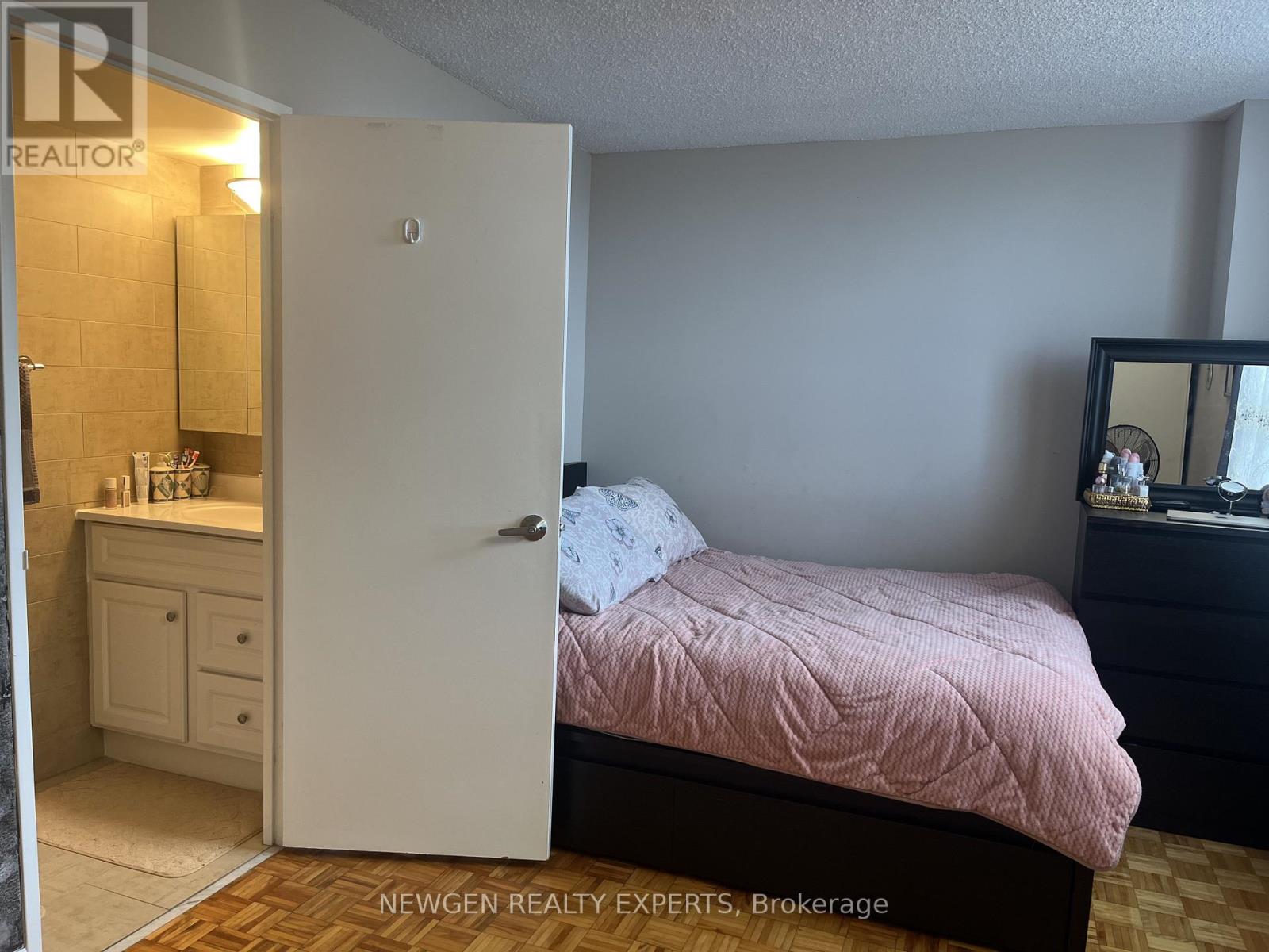 #1212 - 25 Sunrise Avenue, Toronto, Ontario  M4A 2S2 - Photo 17 - C12474346
