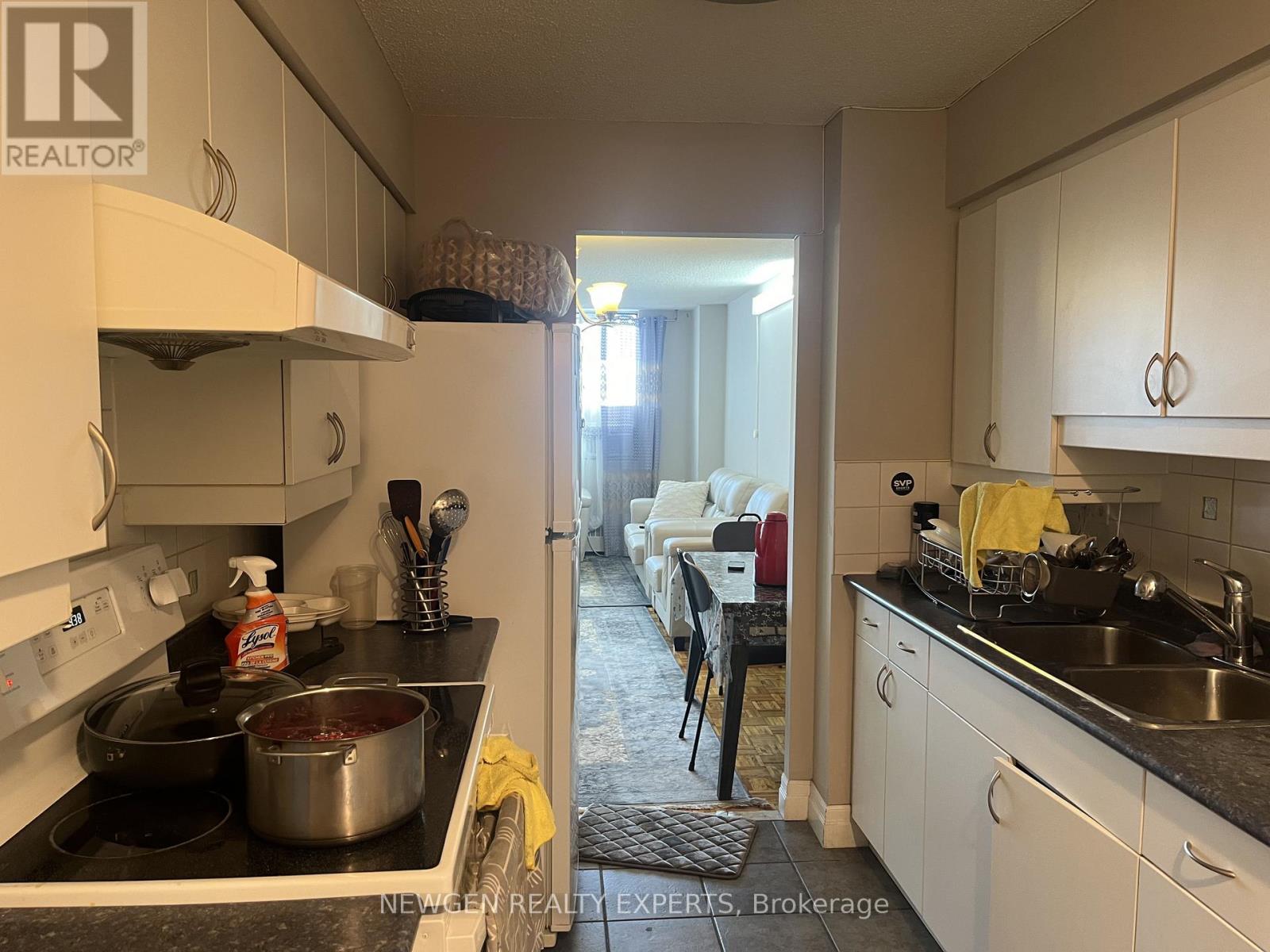 #1212 - 25 Sunrise Avenue, Toronto, Ontario  M4A 2S2 - Photo 12 - C12474346