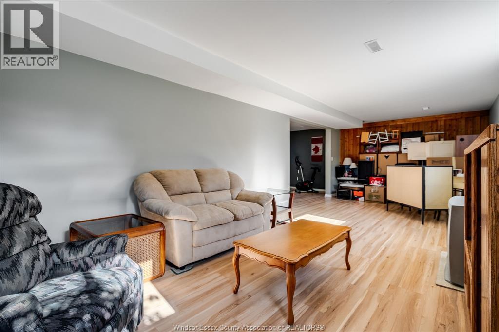 1587 Oakwood, Lakeshore, Ontario  N8L 1C8 - Photo 23 - 25027206