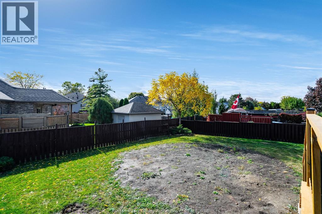 1587 Oakwood, Lakeshore, Ontario  N8L 1C8 - Photo 38 - 25027206