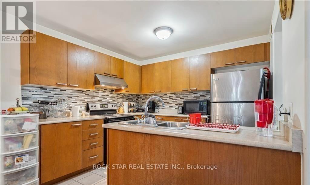 36 Chicory Crescent, St. Catharines, Ontario  L2R 6K7 - Photo 15 - X12479721