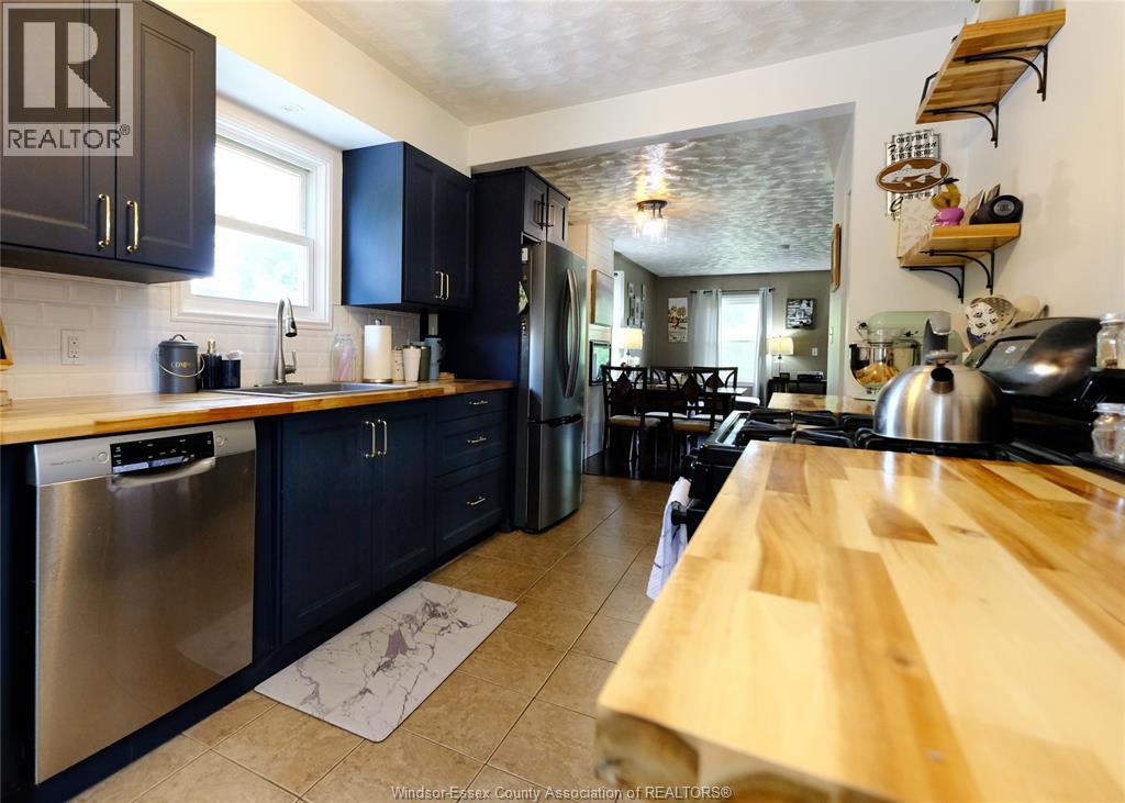 49 Delta, Harrow, Ontario  N0R 1G0 - Photo 4 - 25026974