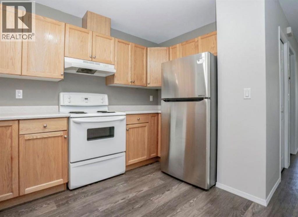 Property at 13006 93 Street image 3