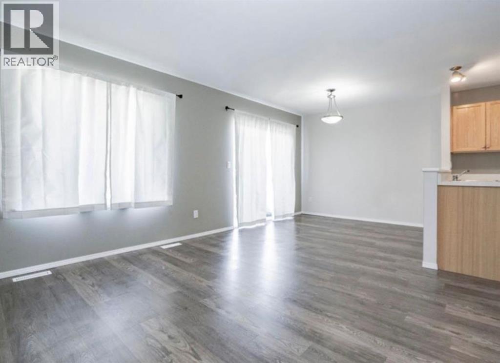 Property at 13006 93 Street image 4