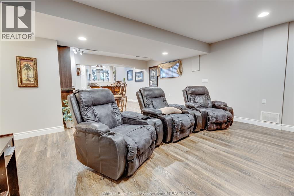 4250 Canberra Avenue, Windsor, Ontario  N9G 3E8 - Photo 33 - 25027177