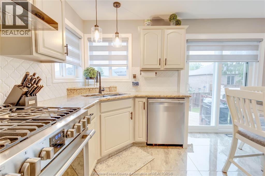 4250 Canberra Avenue, Windsor, Ontario  N9G 3E8 - Photo 16 - 25027177