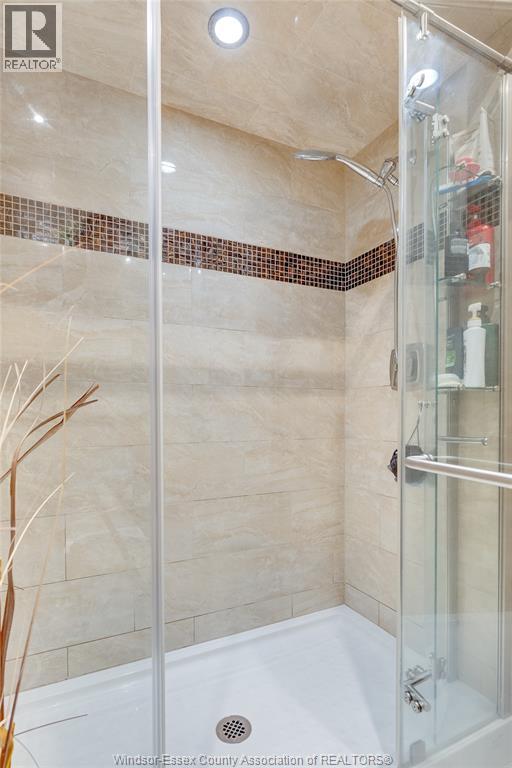 4250 Canberra Avenue, Windsor, Ontario  N9G 3E8 - Photo 37 - 25027177