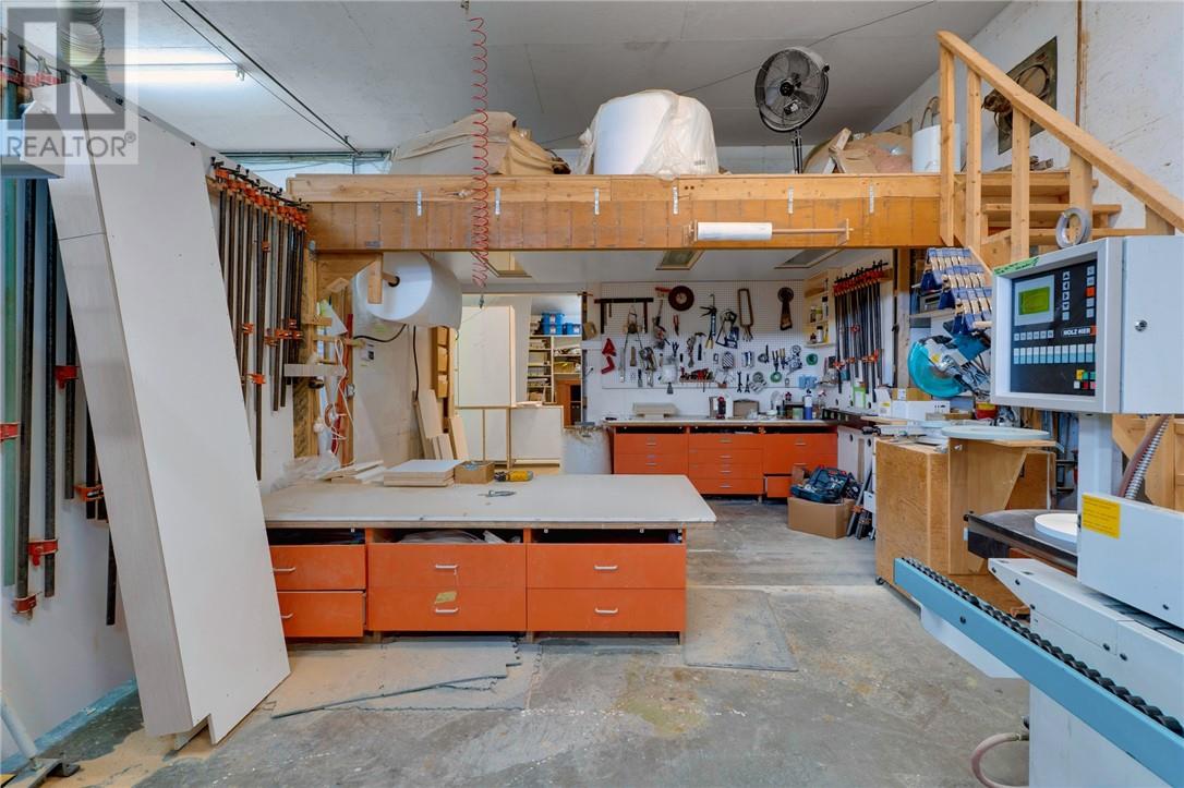 2858 Highway 144 E, Chelmsford, Ontario P0M 1L0 - Photo 12 - 2125388