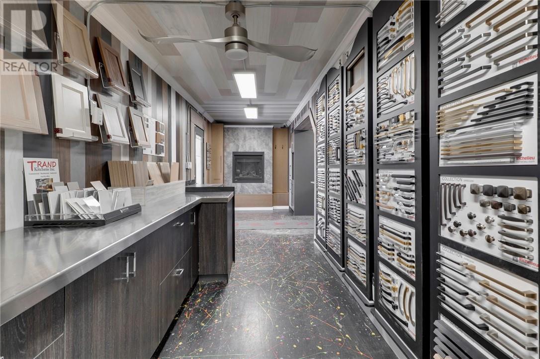 2858 Highway 144 E, Chelmsford, Ontario P0M 1L0 - Photo 8 - 2125388