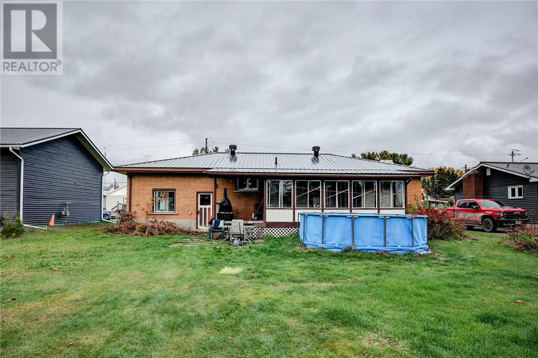 10 Rutland Avenue, Warren, Ontario  P0H 2N0 - Photo 22 - 2125371