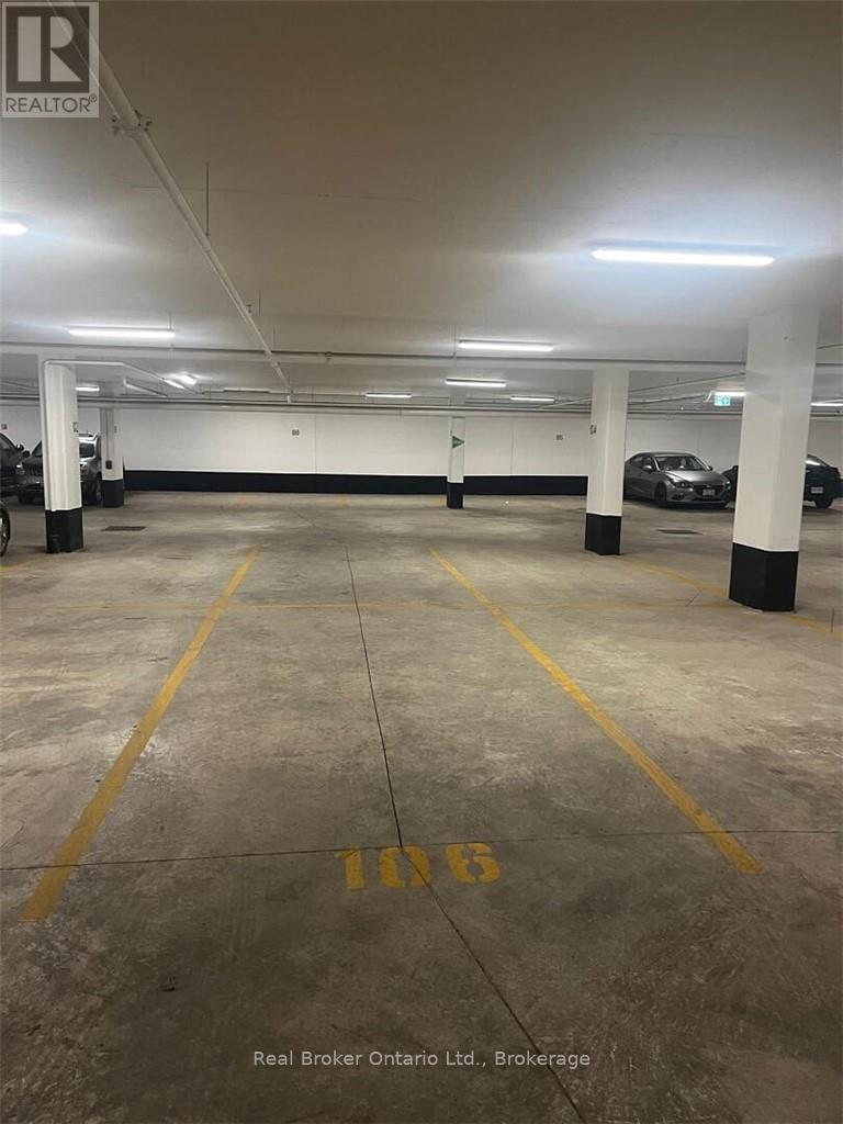 819 - 395 Dundas Street, Oakville, Ontario  L6M 4L9 - Photo 44 - W12478482