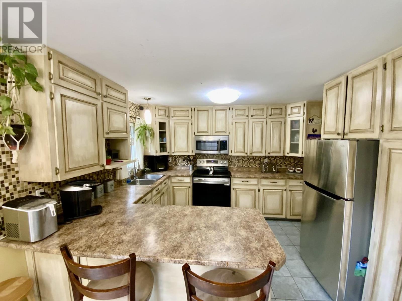 271 Highway 552 E, Goulais River, Ontario P0S 1E0 - Photo 6 - SM253051