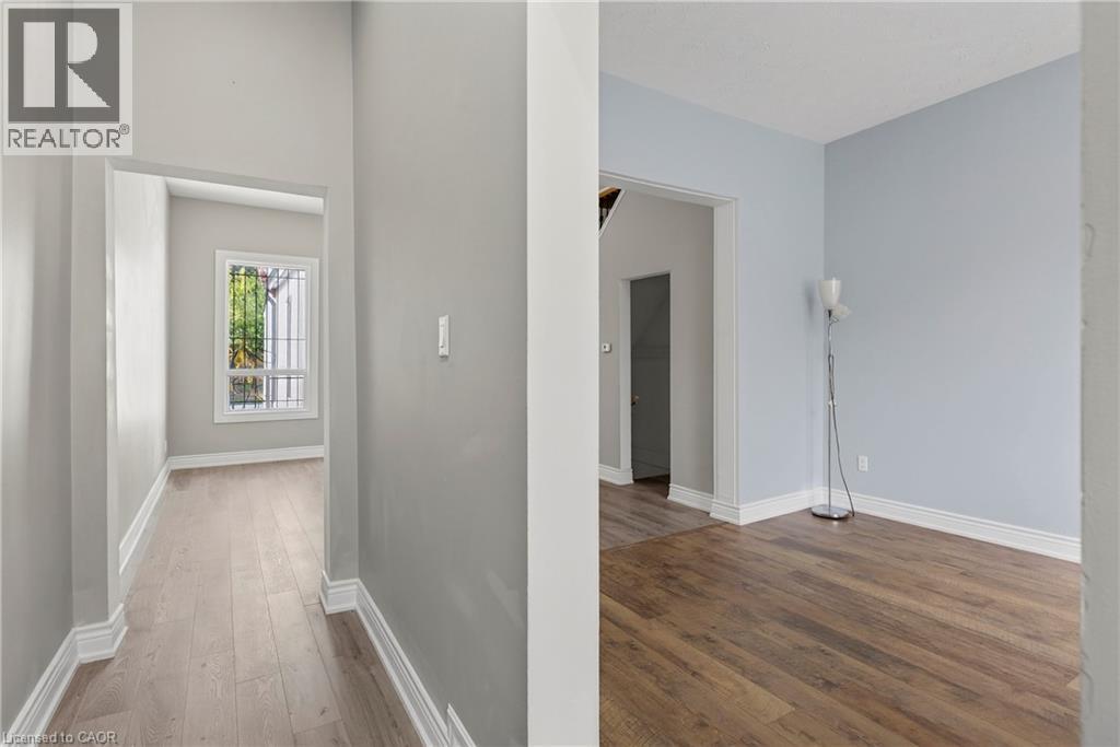 141 Ray Street N, Hamilton, Ontario  L8R 2Y3 - Photo 4 - 40782238