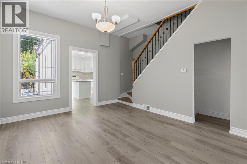 141 Ray Street N, Hamilton, Ontario  L8R 2Y3 - Photo 8 - 40782238
