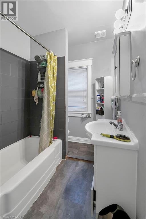 133 Park Row N, Hamilton, Ontario  L8E 4E7 - Photo 15 - 40782202