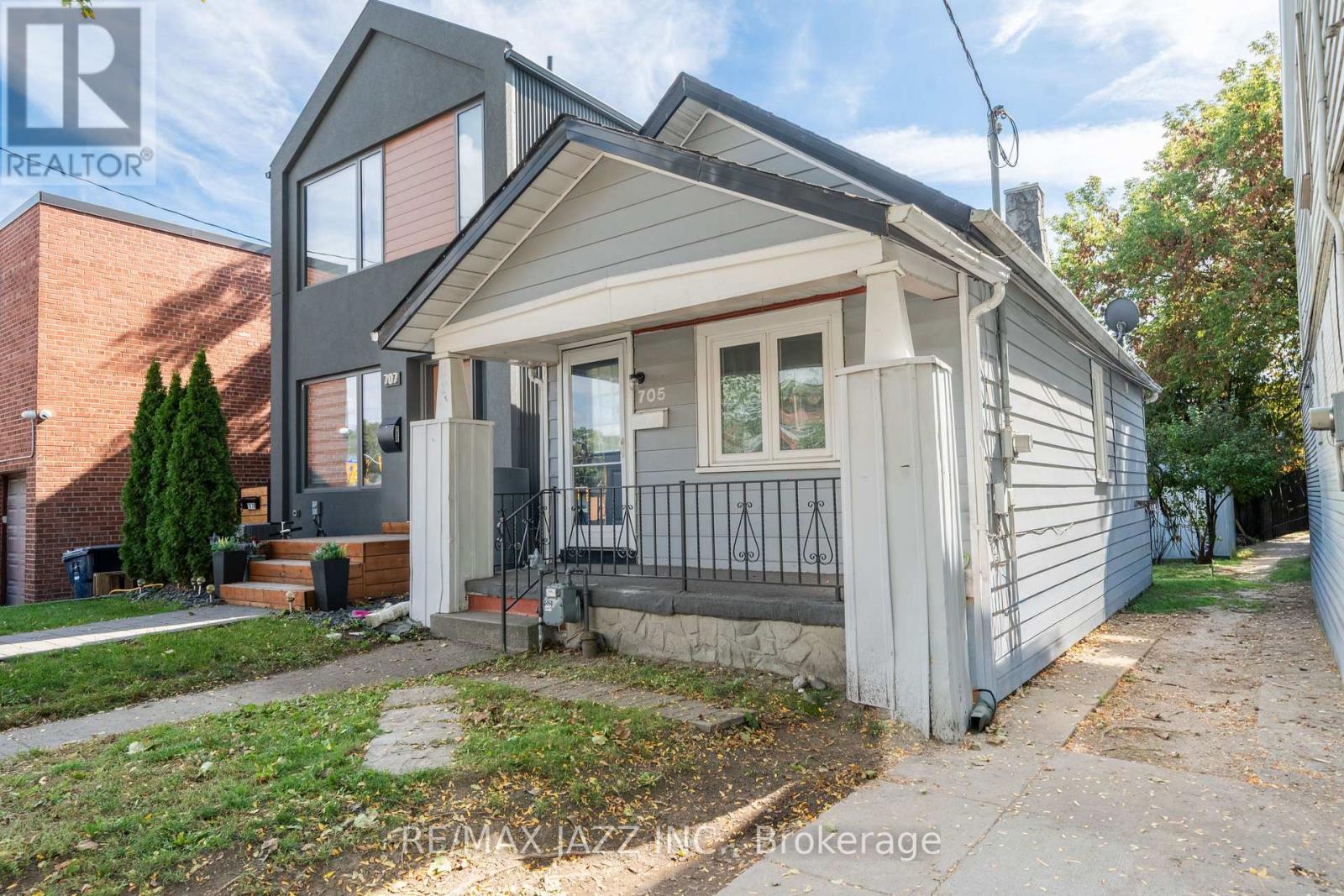 Property at 705 MORTIMER AVENUE image 4