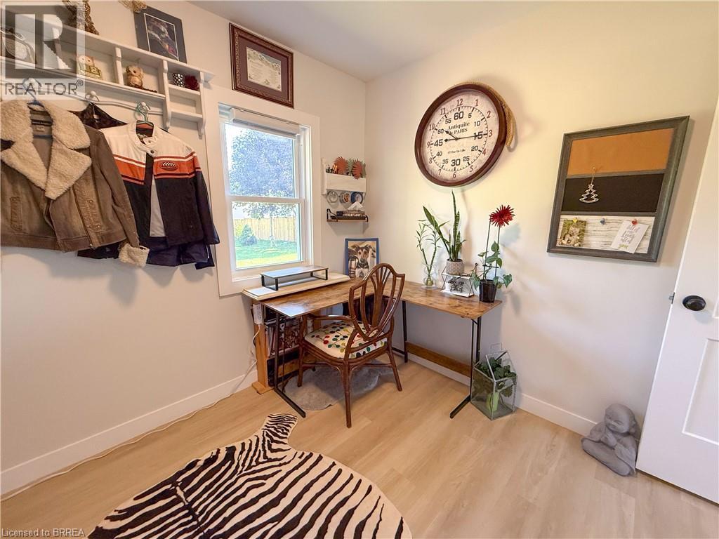 971 Fairground Road, Clear Creek, Ontario  N0E 1G0 - Photo 38 - 40771007