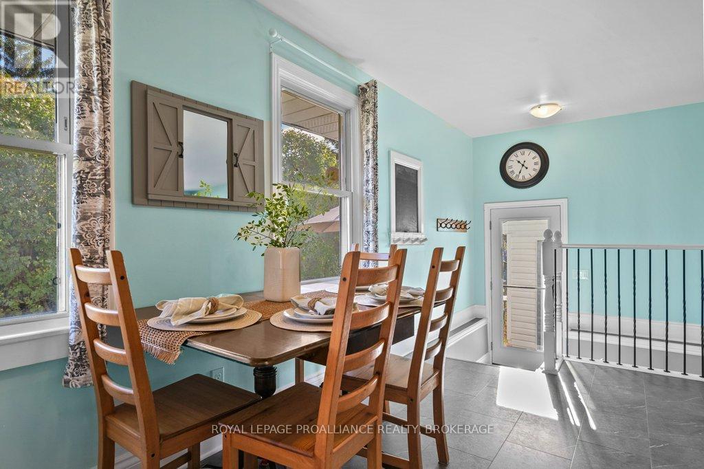 208 Westbury Avenue, Loyalist, Ontario  K0H 1G0 - Photo 13 - X12483270