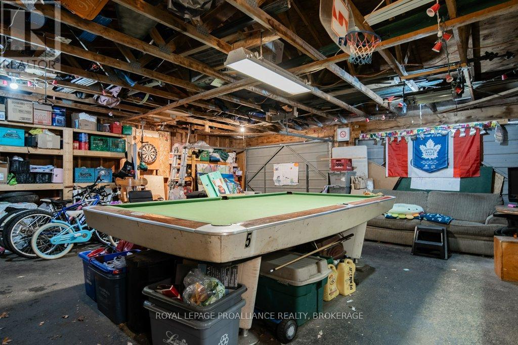 208 Westbury Avenue, Loyalist, Ontario  K0H 1G0 - Photo 39 - X12483270