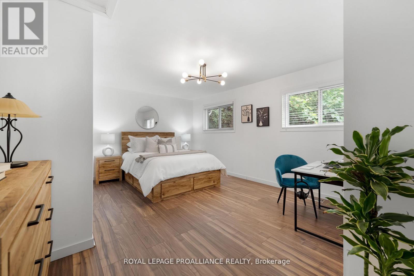 556 Sinclair Street, Cobourg, Ontario  K9A 2Y7 - Photo 13 - X12483275