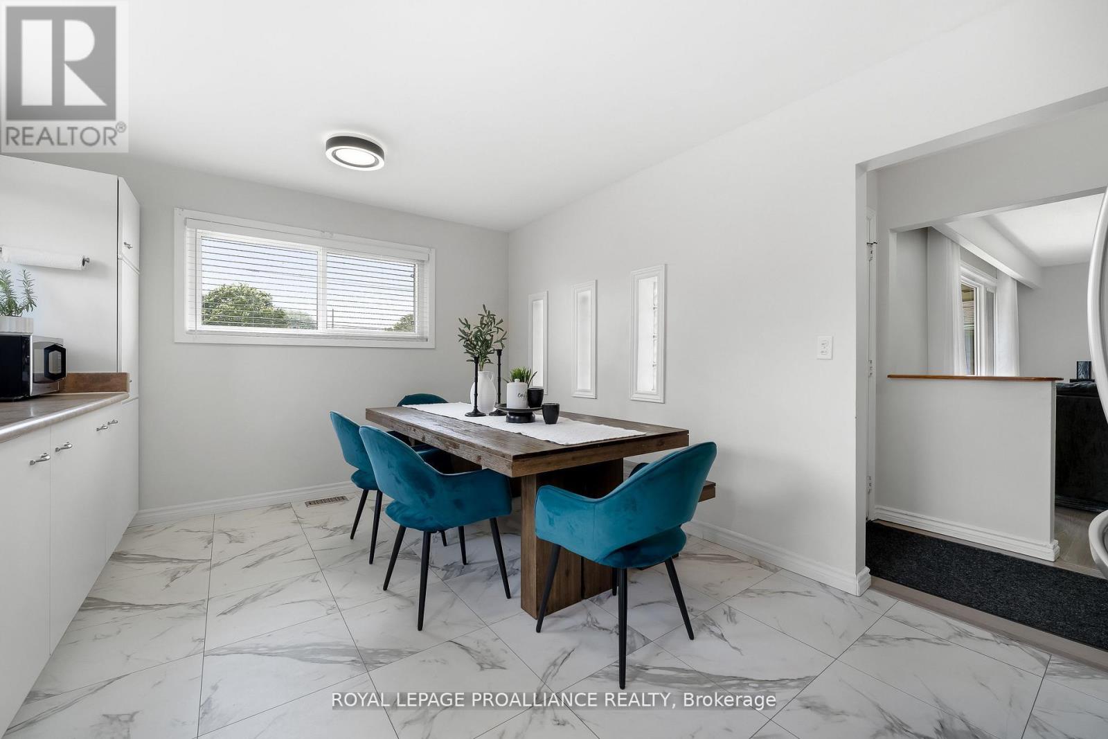 556 Sinclair Street, Cobourg, Ontario  K9A 2Y7 - Photo 16 - X12483275