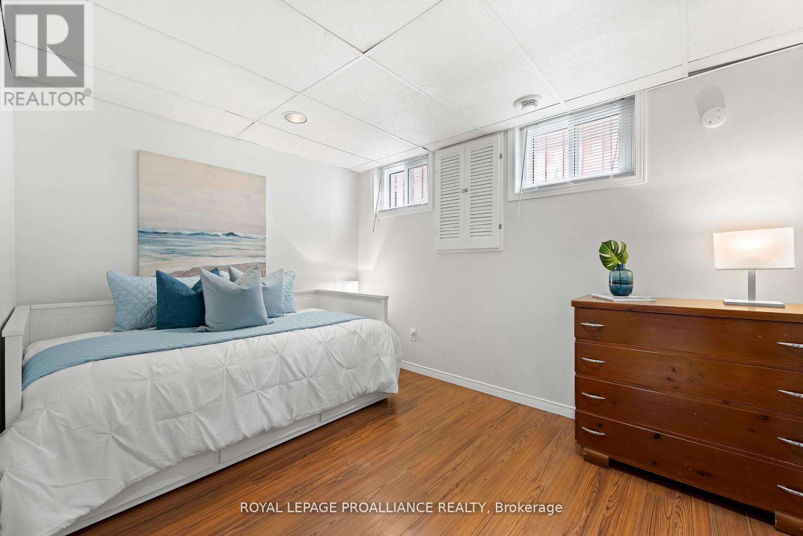 556 Sinclair Street, Cobourg, Ontario  K9A 2Y7 - Photo 23 - X12483275