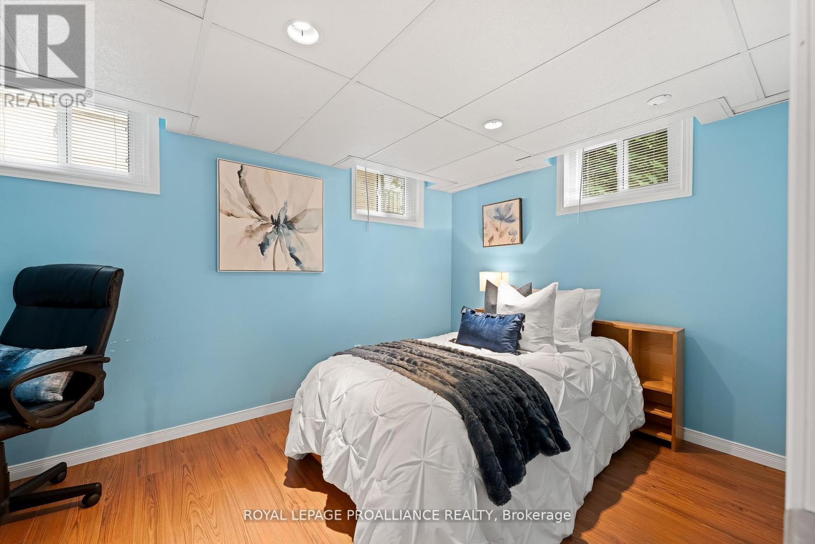 556 Sinclair Street, Cobourg, Ontario  K9A 2Y7 - Photo 24 - X12483275