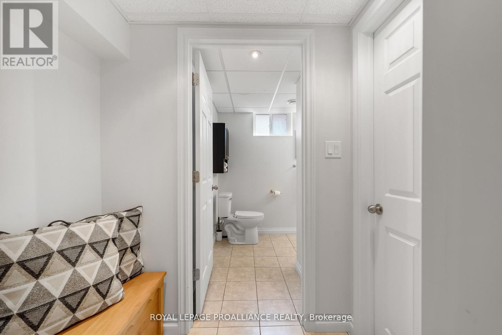 556 Sinclair Street, Cobourg, Ontario  K9A 2Y7 - Photo 26 - X12483275