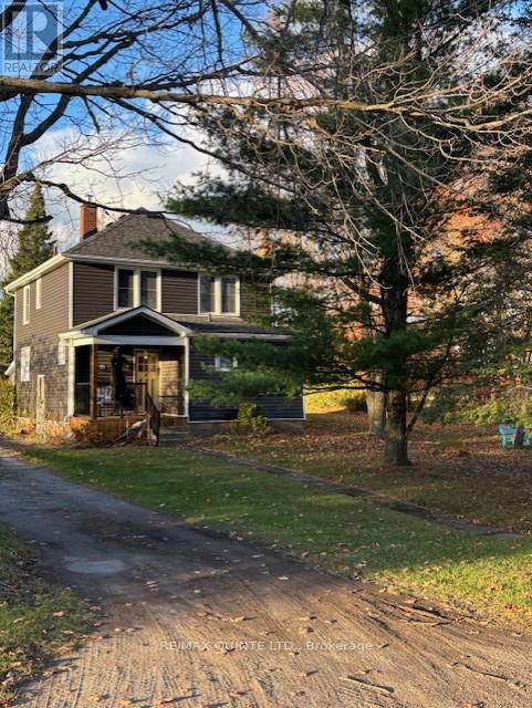 1392 Queensborough Road, Tweed (Elzevir (Twp)), Ontario  K0K 2K0 - Photo 4 - X12483280