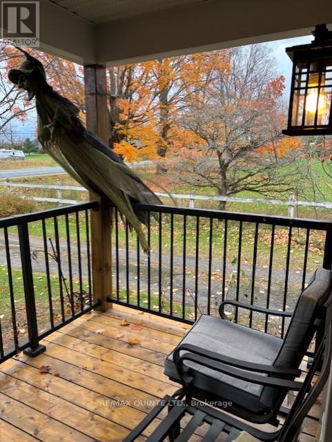 1392 Queensborough Road, Tweed (Elzevir (Twp)), Ontario  K0K 2K0 - Photo 5 - X12483280