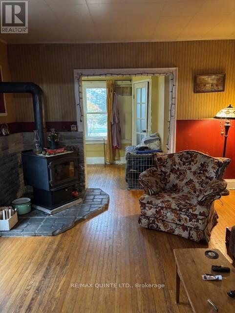 1392 Queensborough Road, Tweed (Elzevir (Twp)), Ontario  K0K 2K0 - Photo 9 - X12483280