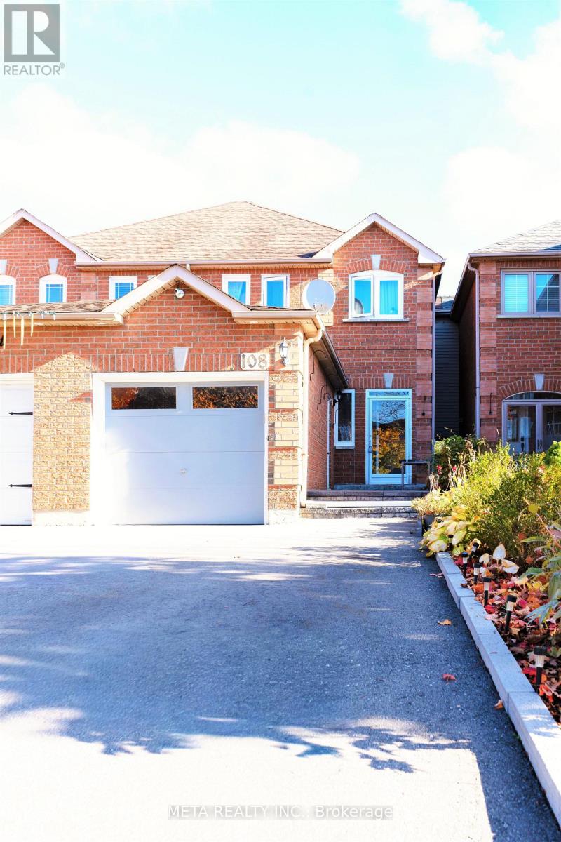 108 LENT CRESCENT, Brampton, Ontario