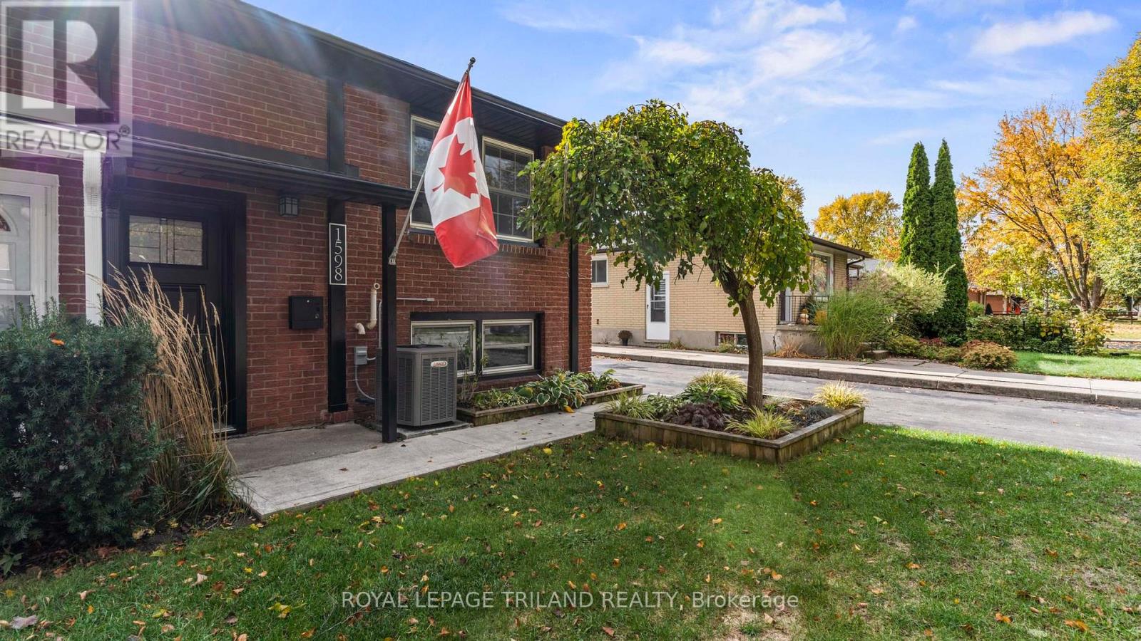 1598 Nairn Avenue, London East, Ontario  N5V 2P2 - Photo 2 - X12483295