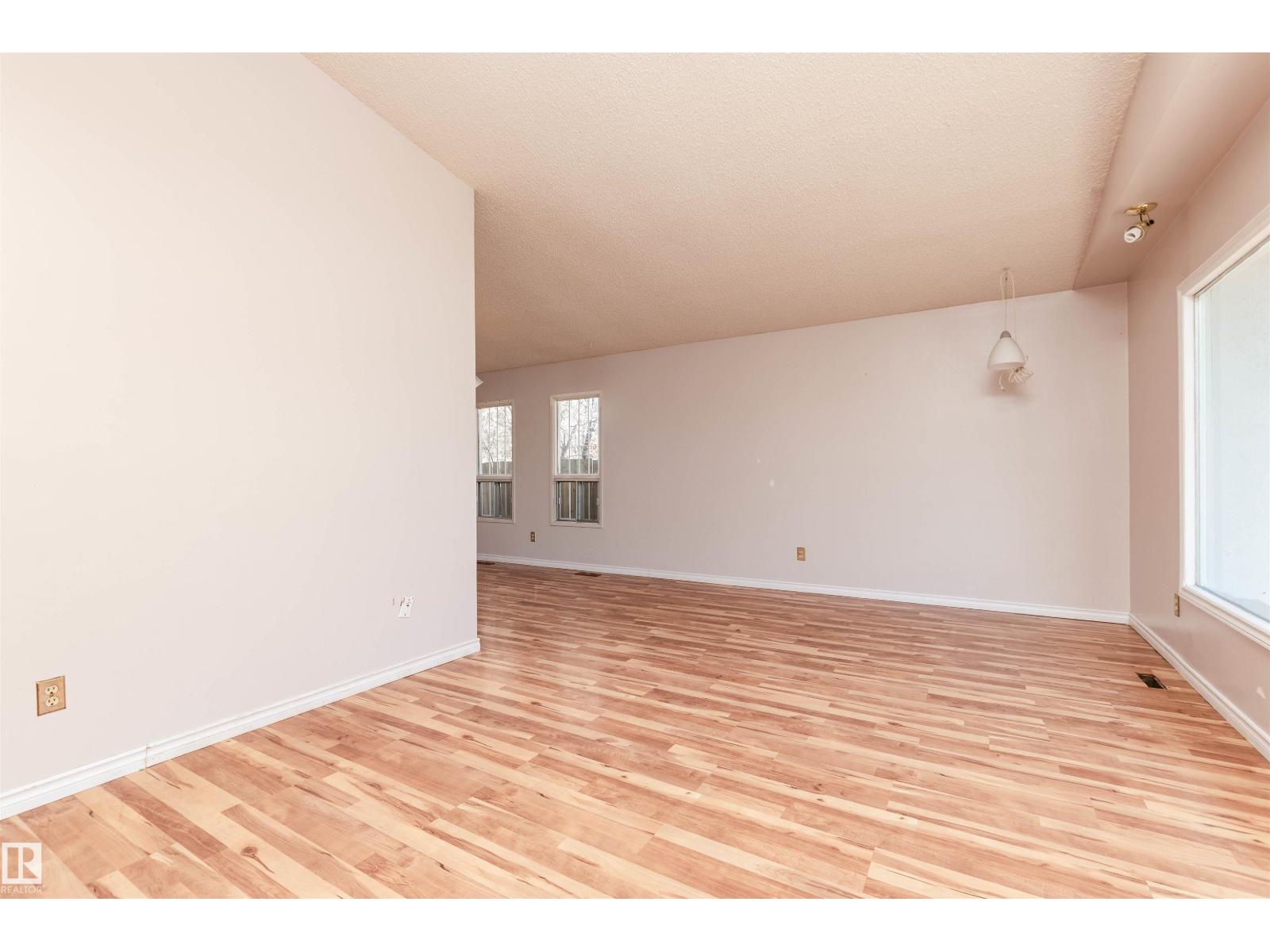 11938 43 St Nw, Edmonton, Alberta  T5W 2P6 - Photo 4 - E4463598
